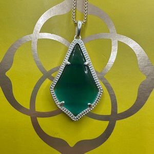 NWOT KENDRA SCOTT Alex Necklace in Green
